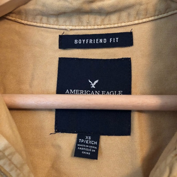 Button Down - Picture 4 of 4